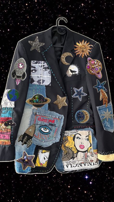 Lots of glittery galactic patches on an upcycled jacket Diy Jacket Refashion, Blazer Diy, King Maker, Trash Fashion, Deconstruction Fashion, Applique Jacket, Custom Jean Jacket, Upcycled Jackets, Denim Bag Diy