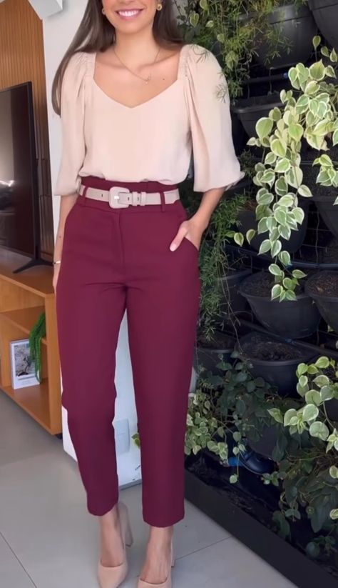 Business Casual Maroon Pants, Dark Red Pants Outfit Work, Maroon Business Casual, Maroon Slacks Outfit Women, Wine Color Pants Outfit, Burgundy Monochromatic Outfit, Burgandy Pants Outfits Work, Wine Colored Pants Outfit, Terracotta Outfit