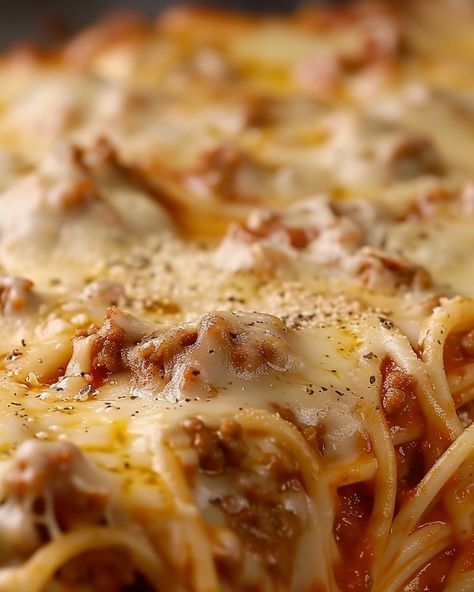 Spaghetti Supreme Bake, Spaghetti Supreme, Spaghetti Hotdish, Leftover Spaghetti Recipes, Spaghetti Casserole Baked, Spaghetti Recipes With Ground Beef, Old School Spaghetti, Best Baked Spaghetti Recipe, Spaghetti Bake Recipe