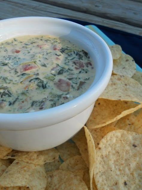 Hot Spinach Queso Dip | Ally's Sweet & Savory Eats Spinach Queso Dip, Queso Dip Easy, Spinach Queso, Queso Dip Crockpot, Hot Spinach Dip, Queso Dip, Dip Recipes Easy, Spinach Dip, Football Food