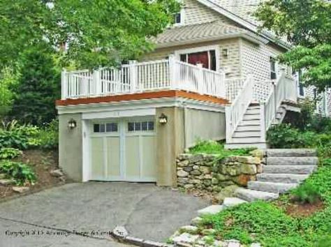 Garage with rooftop deck Deck Over Garage, Pergola Garage, Garage Roof, Garage Addition, Garage Exterior, Rooftop Design, Garage Remodel, Rooftop Patio, Deck With Pergola