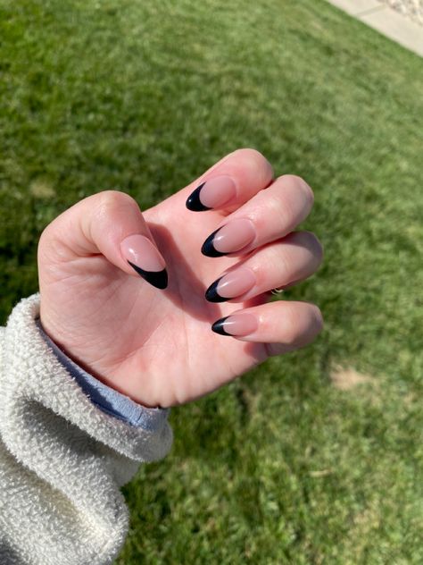 Clear Black Tip Nails, Clear Nails Black Tips, Purple And Black French Tip Nails, Black French Tip With Chrome, Black Tip Nails Almond, Black Chrome French Tip Nails, Almond Black French Tip Nails, Simple Nails Black, Dark Purple French Tip Nails