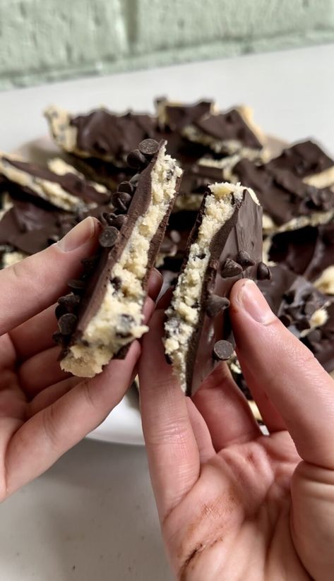 Cookie Dough Bark - Dang That's Sweet Eid Breakfast, Bark Recipes Easy, Cookie Dough Edible, Cookie Dough Bark, Cookie Bark, Eggless Cookie Dough, Bark Candy, Cookie Dough Ingredients, No Bake Cookie Dough