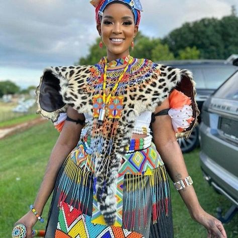 Traditional Zulu Attire, Designer Traditional Dresses, Zulu Attire, Birth Photoshoot, Zulu Bride, Zulu Traditional Wedding, South African Culture, Zulu Traditional Attire, Zulu Wedding