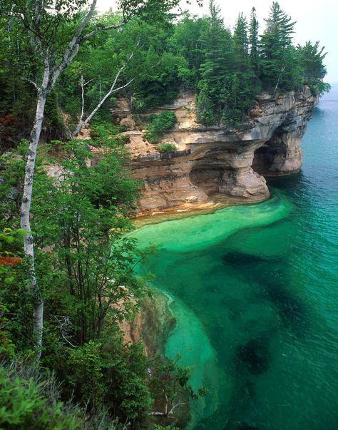 These Photos Capture The Little-Known Beauty Of Lake Michigan In Winter Michigan Bucket List, Pictured Rocks, Apostle Islands, Pictured Rocks National Lakeshore, Michigan Travel, The Great Lakes, Pure Michigan, To Infinity And Beyond, Lake Superior