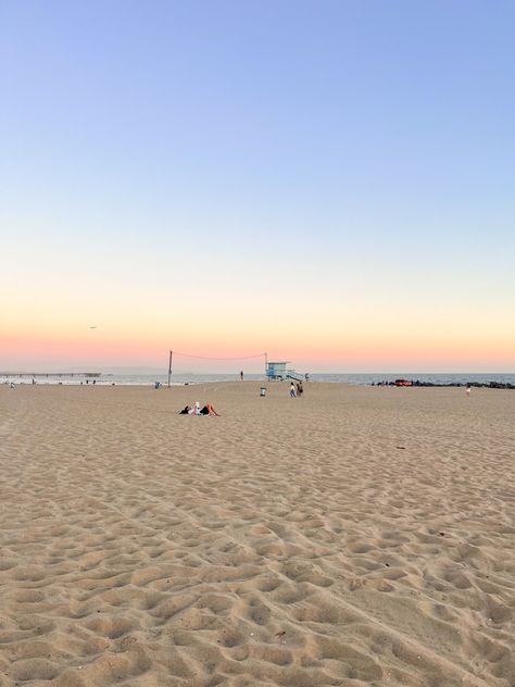 Venice Sunset, Venice Los Angeles, La Aesthetic, Disneyland Ca, Venice Beach Los Angeles, Los Angeles Aesthetic, Venice Beach California, Vibe Aesthetic, California Sunset