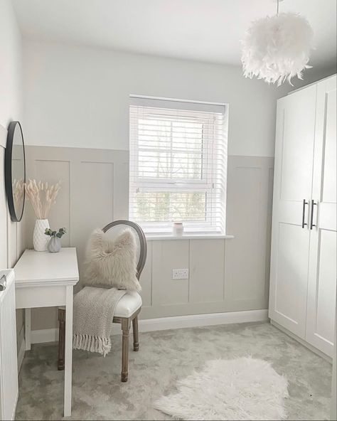 Spare Room Dressing Room Ideas, Small Spare Room, Small Dressing Rooms, Dressing Room Design Small Space, Dressing Room Decor, Room Design Modern, Bottomless Brunch, Wardrobe Room, Dressing Rooms