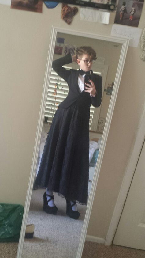 Style Guide — the-punk-innovator: The punk innovator’s tux... Tuxedo Dress Prom, Non Binary Outfits, Enby Fashion, Non Binary Fashion, Tux Dress, Gender Neutral Fashion, Gender Fluid Fashion, Queer Fashion, Tuxedo Dress