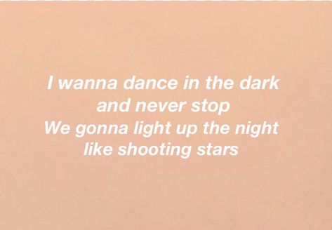 Rihanna- Dance in the dark Dancing In The Dark Rihanna, Dancing In The Dark Lyrics, Rihanna Dance, Dark Lyrics, Dancing In The Dark, Open Minded, The Chaos, Playing Games, Rihanna