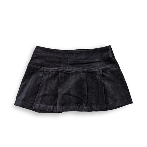 Mini Skirt Png Aesthetic, Low Rise Black Skirt, Black Flared Mini Skirt, Y2k Mini Skirt Outfit, Black Jean Mini Skirt, Low Waisted Mini Skirt, 2000s Mini Skirt, 2000s Skirt, Low Waisted Skirt