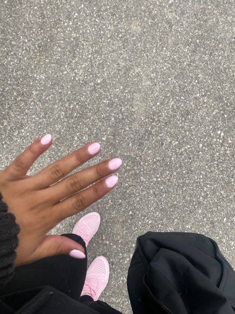 Chalk Pink Nails, Short Easy Gel Nails, Pale Pink Summer Nails, Pink Bubble Gum Nails, Pink Bubblegum Nails, Pale Pink Short Nails, Bubble Gum Nail Color, Light Pink Nails Gel, Bubblegum Pink Nails Acrylic