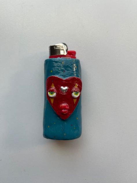 Cool Lighters Designs, Ceramic Lighter Holder, Clay Lighter Case Tutorial, Ceramic Lighter Case, Clay Lighter Covers, Clay Lighter Case Ideas, Lighter Holder Clay, Lighter Cover Clay, Air Dry Clay Lighter Case