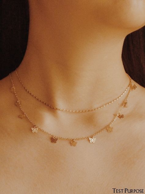 Jellwery Aesthetic, Jewelry Inspo Necklaces, Cute Necklaces Aesthetic, Necklaces Aesthetic, Engagement Rings Uk, Cute Necklaces, Aesthetic Necklace, Cheap Engagement Rings, Sterling Silver Cross Necklace