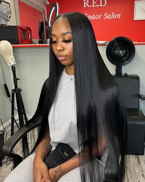 Black Girls Hairstyles Weave, Sew In Weave Hairstyles, Straight Weave, Middle Part Hairstyles, Frontal Wig Hairstyles, Straight Weave Hairstyles, Sew In Hairstyles, Wigs Glueless, Quick Weave Hairstyles