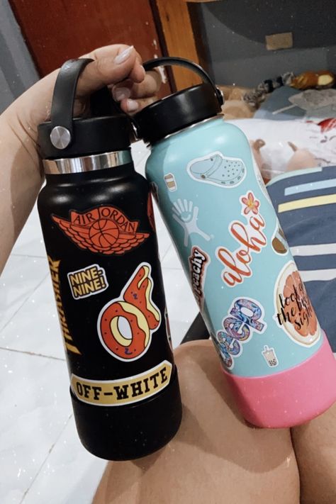 Aesthetic sticker hydroflask Hydroflask Stickers Ideas, Hydro Flask Water Bottle, Tatoo Inspiration, Stickers Ideas, Hype Beast, Cute Water Bottles, Hydroflask Stickers, Sticker Ideas, Strength Workout