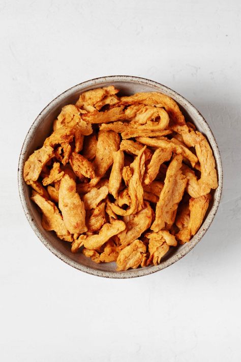 Buffalo Soy Curls, Recipes With Soy Curls, Butler Soy Curls Recipes, Soy Curls Recipes Vegan Healthy, Soy Curls Recipes Vegan Pasta, Vegan For A Week, Soy Curls, Plant Based Recipes Dinner, Plant Based Lunch