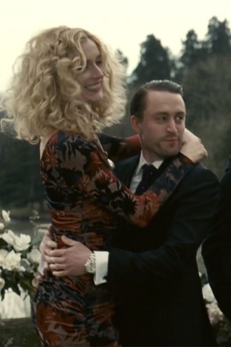 Succession Tabitha, Succession Roman Roy, Tabitha Succession, Succession Drawing, Succession Cast, Roman Roy, Dream Partner, Kieran Culkin, Black Comedy