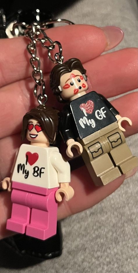 Homemade Gifts For Bf Christmas, Bf Presents Ideas, Gift Ideas Romantic, Lego Couple Gift, Things To Get Boyfriend For Birthday, Bf Gifts Aesthetic, Matching Ideas For Couples, Gifts For Ur Bf, Lego Boyfriend