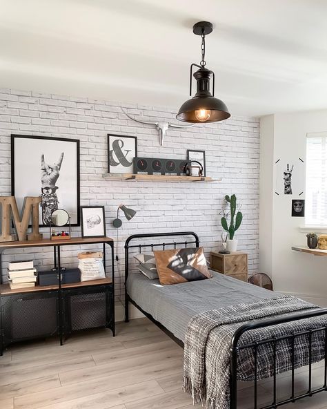 Bedroom Industrial, Industrial Bedroom Design, Design Ložnic, Teenager Bedroom Boy, Teenage Boy Room, Boy Bedroom Design, Industrial Bedroom, Teen Boy Bedroom, Boys Bedroom Decor