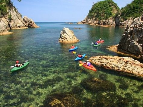 Uradome Coast, Tottori | Japan Deluxe Tours Tottori, Out Of Body, Hyogo, Japan Culture, Visit Japan, Beautiful Ocean, Beautiful Scenery, Japan Travel, Geology