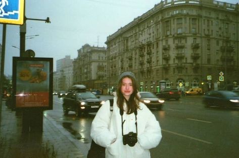 Winter Pictures Aesthetic, Europe Film, Casual Instagram, Film Pictures, Living In London, Fotografi Vintage, 사진 촬영 포즈, Film Photo, Mia 3