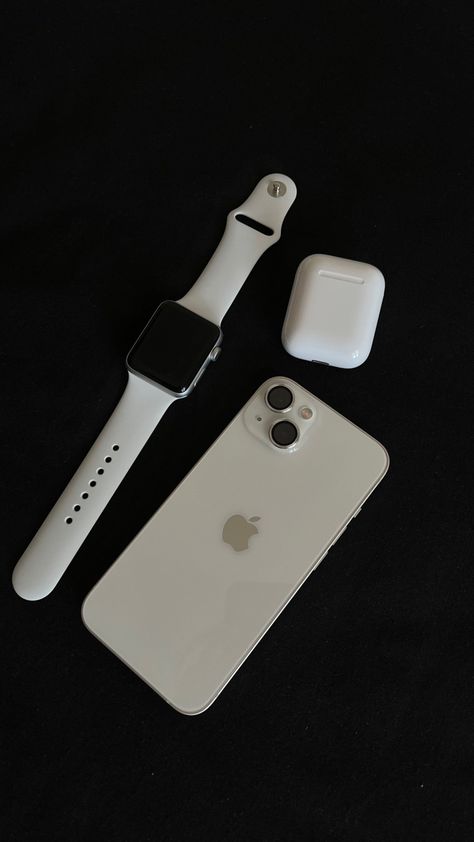 Iphone Airpods Aesthetic, White Iphone 11 Aesthetic, Iphone13 White, Apple Ecosystem Aesthetic, Iphone 13 White Aesthetic, Iphone White Aesthetic, White Iphone Aesthetic, Apple Products Aesthetic, Iphone 13 White