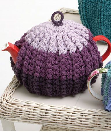 Doulton Tea Cosy Free Crochet Pattern ⋆ Crochet Kingdom Tea Cosy Crochet Pattern, Tea Cozy Crochet Pattern, Tea Pot Cover, Tea Cosy Crochet, Cosy Crochet, Knit Tea Cozy, Tea Cosy Pattern, Tea Cosy Knitting Pattern, Tea Cozy Pattern