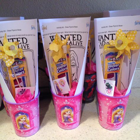 Rapunzel Birthday Party Ideas Gift Bags, Rapunzel Goodie Bags Ideas, Tangled Party Favors, Rapunzel Party Favors, Rapunzel Birthday Party Ideas, Tangled Birthday Party, Rapunzel Birthday, Rapunzel Birthday Party, Tangled Birthday