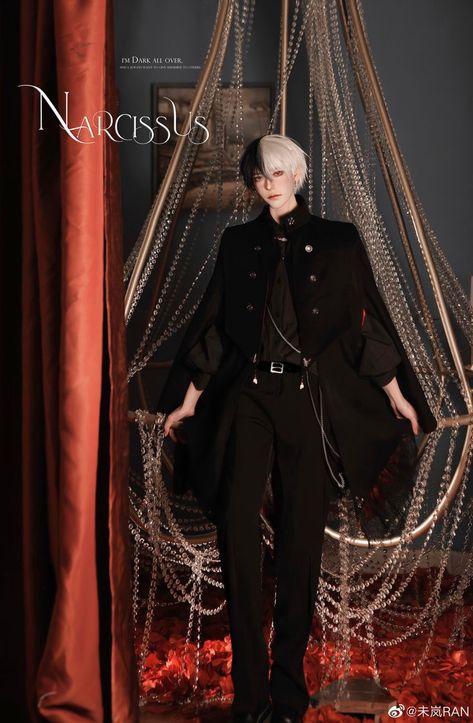 Cloak Anime, Vampire Cloak, Gothic Boy, Boy Cosplay, Mafia Boy, Male Vampire, Victorian Vampire, Masculine Fashion, Cosplay Boy