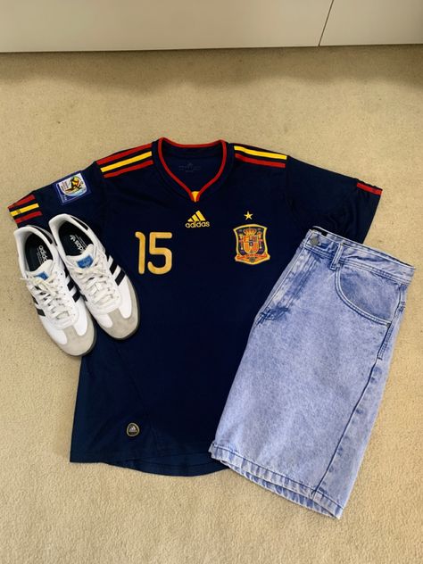 Soccer Aesthetic Clothes, Jorts Mens Outfits Soccer Jersey, Soccer Jersey Jorts, Portugal Jersey Outfit, Soccer Jersey Fashion, Spain Jersey Outfit, Retro Soccer Jersey Outfit, Jersey Outfit Soccer, Males Outfit