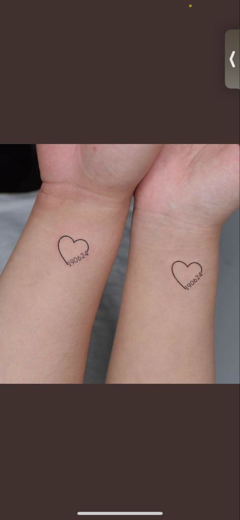 Simple Date Tattoo Ideas, Tattoo Idea With Dates, Small Dates Tattoo, Heart With Wedding Date Tattoo, Matching Birth Year Tattoos, Wedding Dates Tattoo Ideas, Small Tattoo Ideas Matching Best Friends, Cute Date Tattoo Ideas, Wrist Date Tattoos For Women