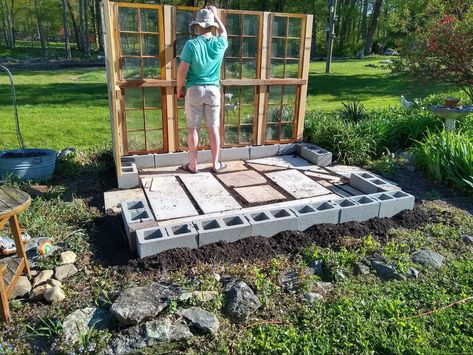 Diy Greenhouse Cinderblocks, Diy Green House With Old Windows, Cinder Block Greenhouse, Diy Greenhouse Windows, Greenhouse Foundations Ideas, Diy Greenhouse With Old Windows, Greenhouse From Old Windows, Old Window Greenhouse, Homemade Greenhouse