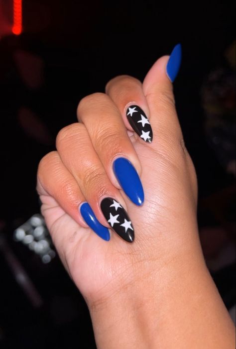 Blue Nails Halloween, Dark Blue Halloween Nails, Simple Coraline Nails, Coraline Nail Ideas, Coraline Themed Nails, Coraline Nails Acrylic, Coraline Inspired Nails, Coraline Nail Designs, Coraline Nails Art