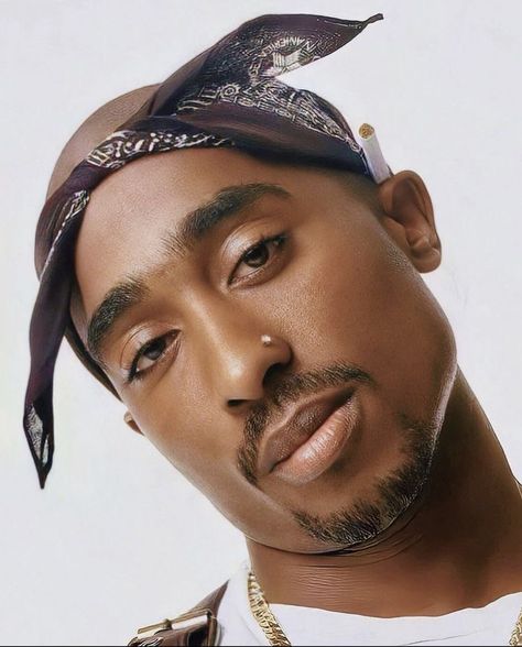 Tupac Photos, Tupac Quotes, Tupac Pictures, Prince Tribute, Famous Portraits, Tupac Shakur, Celebrity Portraits, Tupac, Interesting Faces