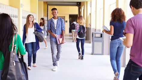 @edutopia : "School leaders spend much of their day focused on the management and logistics of running a school...Involving students in shaping the learning environment can yield positive results." https://t.co/HqUFLRVesa https://t.co/9zOmUxDeB2 School Hallway, Private High School, School Dress Code, Psychological Science, Restorative Justice, School Hallways, Safe Schools, School Culture, School Choice