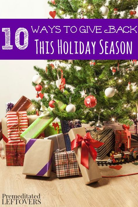 10 Ways to Give Back This Holiday Season- These ways to give back will help your entire family really bring the holiday spirit to those in need this year! Frugal Christmas, Sushi Night, Holiday Crafts For Kids, Homemade Holiday, How To Give, Give Back, Christmas Books, Giving Back, Favorite Holiday