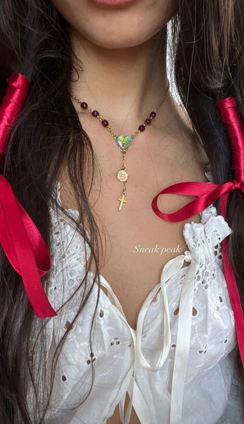 Mexican Cultural Dresses, Mexicanfaerie Jewelry, Mexican Core Aesthetic Outfits, Spanish Coquette, Mexican Cinema, Hazel Grace, Mexican Fashion, Hair Ribbons, Y Necklace