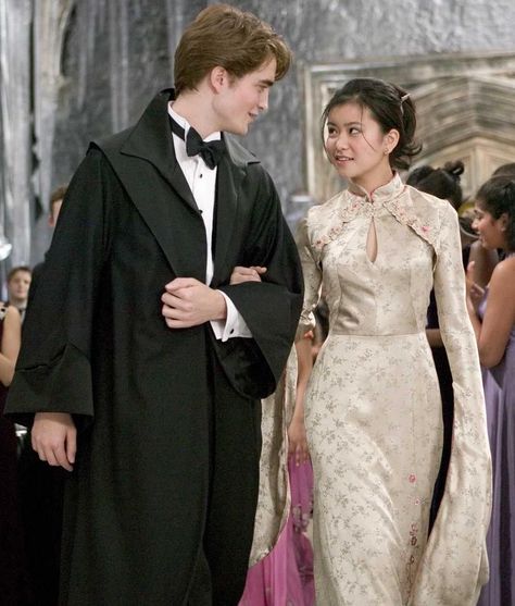 𝐯𝐢𝐜𝐭𝐨𝐢𝐫𝐞 on Twitter: "fourteen years ago cho chang and cedric diggory made harry potter realize he was bisexual… " Harry Yule Ball, Cho Chang Costume, Cho Chang Yule Ball Dress, Cho Chang X Cedric, Yule Ball Dress Harry Potter, Ravenclaw Yule Ball Dresses Aesthetic, Harry Potter Movie Outfits, Cho Yule Ball, Yule Ball Aesthetic Dress