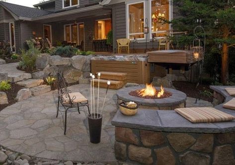 Outdoor firepit, outdoor seating, outdoor spa Colonial Landscaping, Hot Tub Landscaping, Hot Tub Designs, Hot Tub Patio, Patio Layout, Hot Tub Backyard, Backyard Entertaining, Beautiful Outdoor Spaces, Fire Features