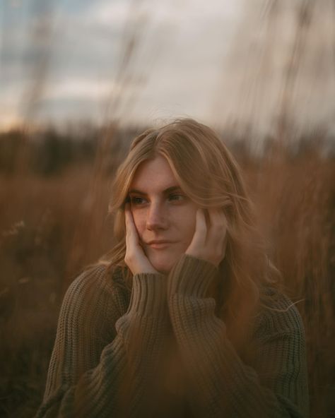 Give me a random field on a cloudy day and I’ll give ya some cool pics 🤪 portraits are so fun!!! #michiganphotographer #777luckyfish #portraitphotographer #westmichiganphotographer #midmichiganphoto #unscriptedposingapp #lookslikefilm West Michigan, March 27, Cloudy Day, Cool Pics, Destination Wedding Photographer, Portrait Photographers, Michigan, Destination Wedding, Wedding Photographer