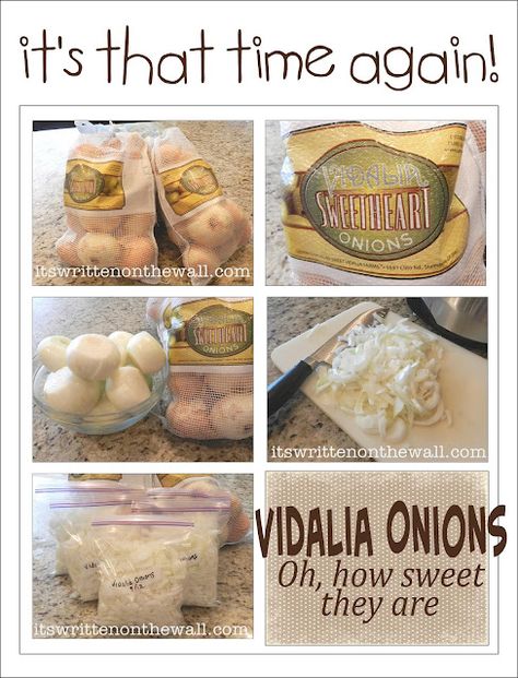 It's Vidalia Onion Season again-They are Soooo Sweet! See more info Freeze Onions, Georgia Recipes, Vidalia Onion, Veggie Snacks, Coworker Gifts, Gift Card Holders, Famous Recipe, Vidalia Onions, Staff Gifts