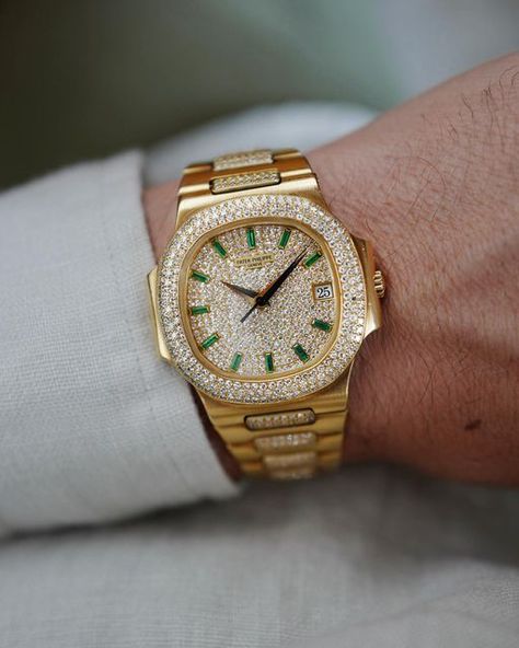 The Keystone on Instagram: "An exceptionally rare Patek Philippe Nautilus 3800/5 with original factory diamonds and emeralds. This watch has more emeralds than there are known examples of this variation. This rare 3800 is available now @the_keystone" Patek Philippe Nautilus Diamond, Rare Rolex Watches, Patek Philippe Watches Men, Patek Philippe Watches, Mens Fashion Wear, Amazing Watches, Mens Fashion Watches, Expensive Watches, Ring Watch