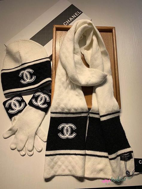 Chanel white hat glove scarf (a set) - unahubs.ru Chanel Gloves, Louis Vuitton Capucine, Chanel Clothing, Chanel Scarf, Diamond And Silk, Chanel Hat, White Slippers, Chanel White, Online Shopping Shoes