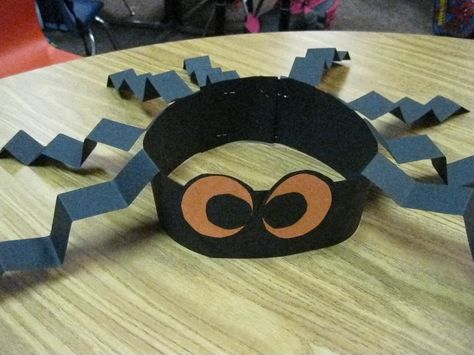 Spider Hat Craft Spider Hat Craft, Halloween Unit Study, Library Halloween, Spider Hat, Fall Classroom Ideas, Fall Activities For Toddlers, Spider Cookies, School Halloween Party, October Crafts