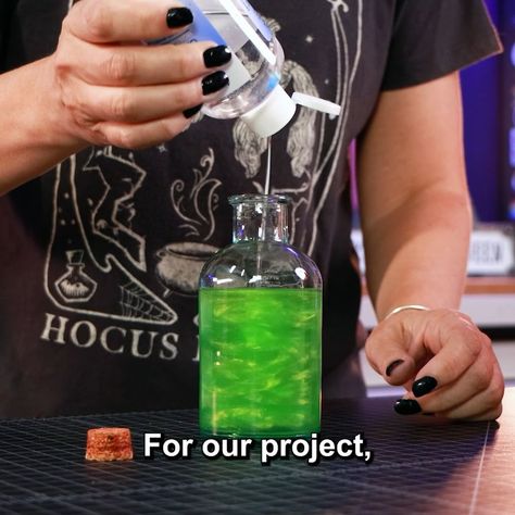 Easy DIY Halloween Witch's Potion...with a TWIST! 👻 | Halloween, ingredient | Easy DIY Halloween Witch's Potion...with a TWIST! 👻 Jaimie and Jay show you how to make a homemade DIY potion with some simple ingredients, and then how... | By Wicked Makers | Make a spooky witches potion with a magical twist. What if you could make it do it all by itself like real magic, perpetual magical storm of awesomeness. Like you're a real wizard. Yeah, basically. So we found this cool crystal ball prop which How To Make Potions, Potions For Kids, Diy Halloween Witch, Potions Book, How To Make Glitter, Crafty Hobbies, Halloween Science, Halloween Potion Bottles, Diy Glow