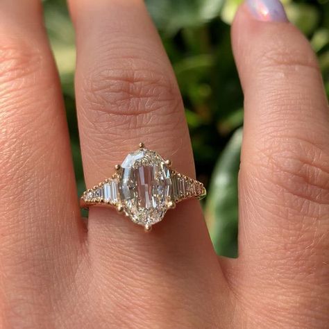 Illusion Of Depth, The Bling Ring, Visual Illusion, Cute Engagement Rings, Future Engagement Rings, Art Deco Engagement, Dream Engagement, Baguette Diamonds, Step Cut