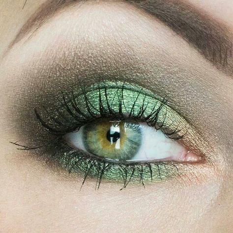 St Patricks Day Makeup Ideas | HubPages Fairy Eye Makeup, Saint Patricks Day Makeup, Iridescent Eyeshadow, Green Makeup, Green Eye, Green Eyeshadow, Holiday Makeup, Day Makeup, Kiss Makeup