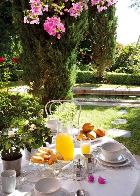 . Breakfast Outside, Breakfast And Brunch, Bed And Breakfast Inn, Breakfast Table, Breakfast In Bed, Breakfast Time, Breakfast Food, Best Breakfast, High Tea