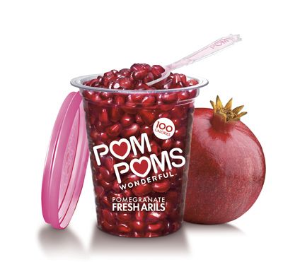 Flavor of the Month: 4 Low-Cal Pomegranate Snacks http://www.womenshealthmag.com/nutrition/pomegranate Pom Wonderful, Pomegranate Recipes, Milk Smoothie, Snack Craving, Cheap Healthy Meals, Eating Clean, Pomegranate Juice, School Snacks, Pomegranate Seeds