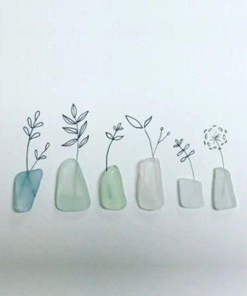 Sea Glass Paintings, Sea Glass Art Beach, Sea Glass And Shells Diy Ideas, Easy Sea Glass Art, Sea Glass Watercolor, Simple Sea Glass Art, Sea Glass Mobile, Sea Glass Tattoo, Sea Glass Crafts Ideas